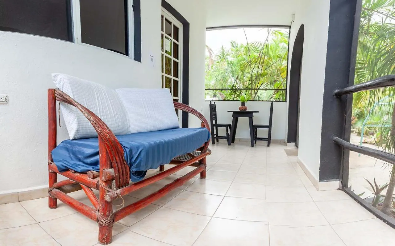 Hostel Oryx Tulum Pueblo 0*,  Mexico