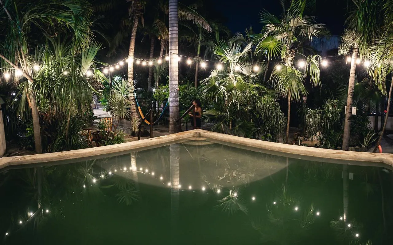 Hostel Oryx Tulum 0*,